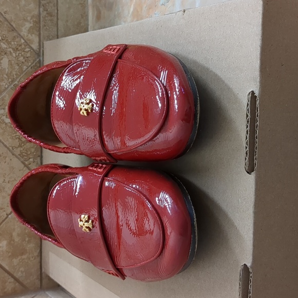 Tory Burch Almond Apron Toe Ballet Loafers in Tory Red Size 6 M - Picture 5 of 7